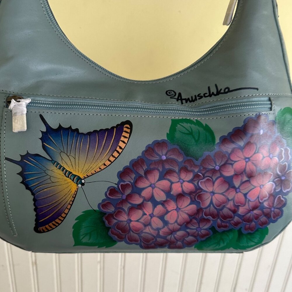 Hand-Painted Anuschka Leather Shoulder Bag With Butterfly & Hydrangea Design NWY - Picture 5 of 13